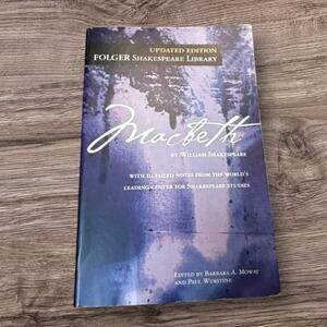 Macbeth by William Shakespeare – Folger Library Updated Edition – Paperback
